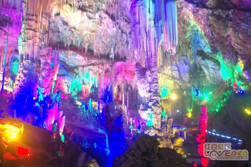 首届湖南沅陵“沅滋沅味”年货节盛大开幕